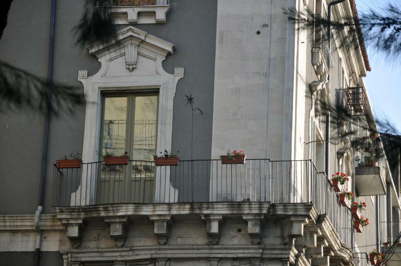 Don Giovanni Charme Apartment Catánia Buitenkant foto