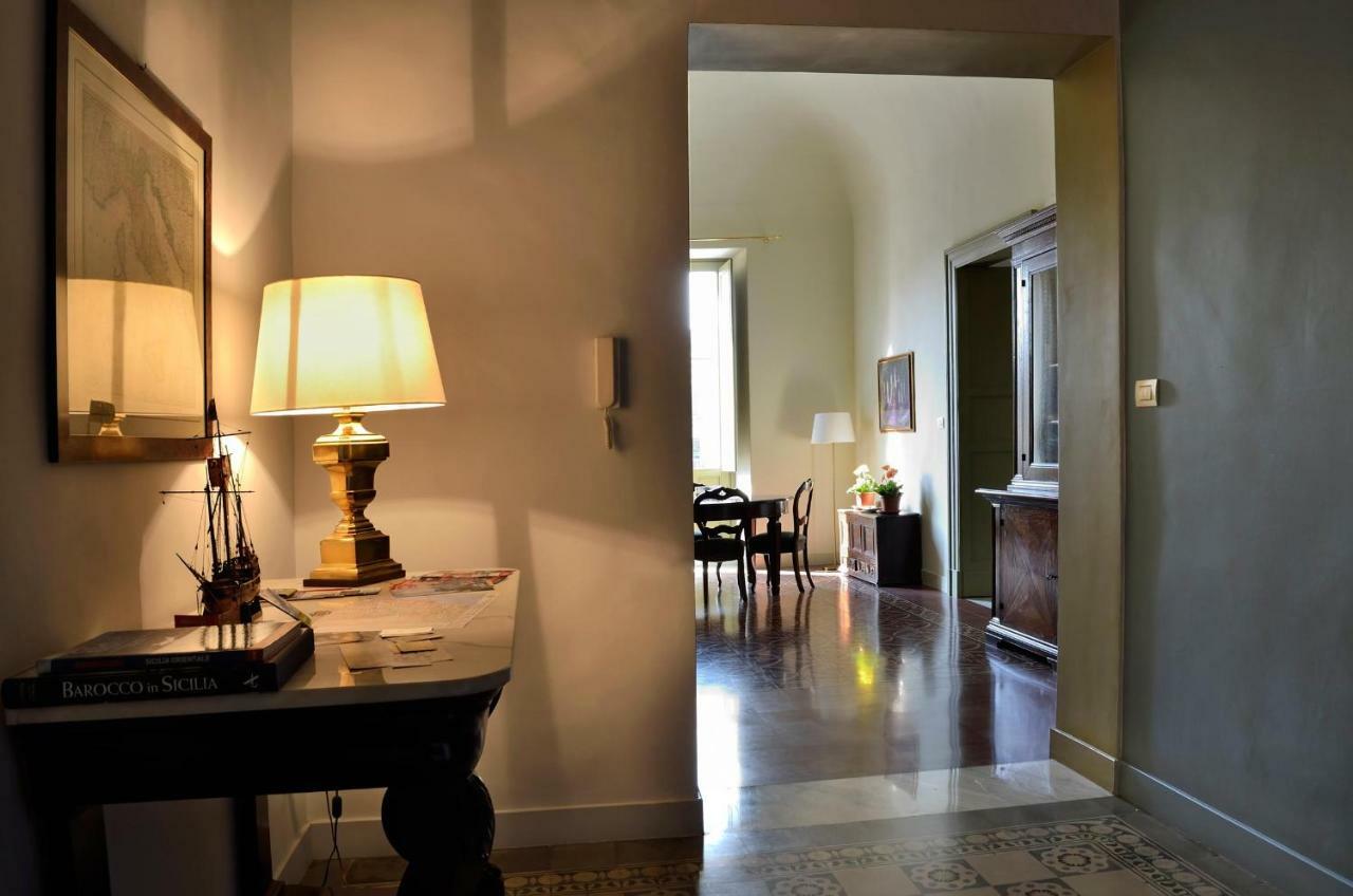 Don Giovanni Charme Apartment Catánia Buitenkant foto